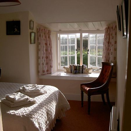 Lower Tresmorn Farmhouse Crackington Haven Buitenkant foto