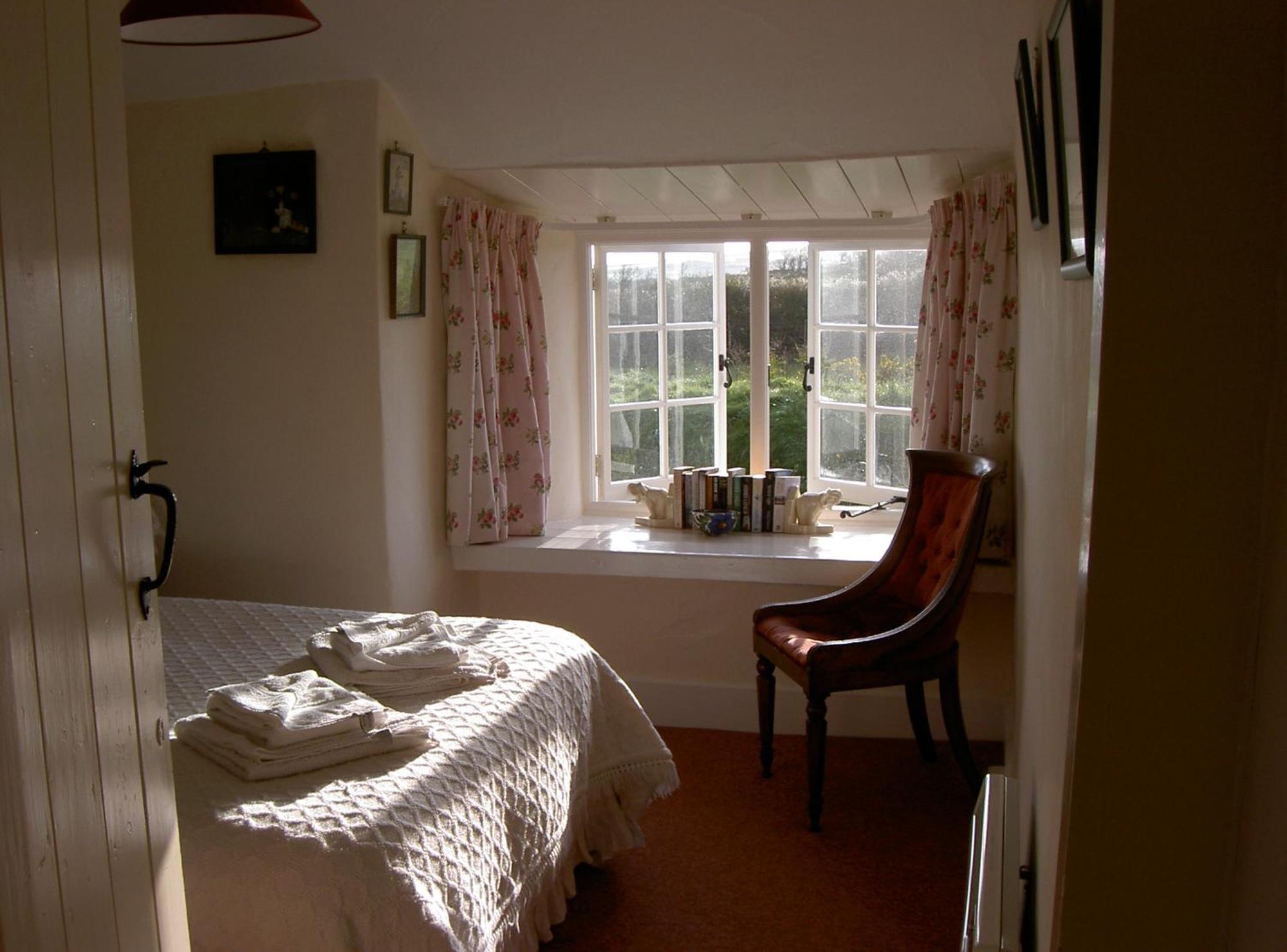 Lower Tresmorn Farmhouse Crackington Haven Buitenkant foto